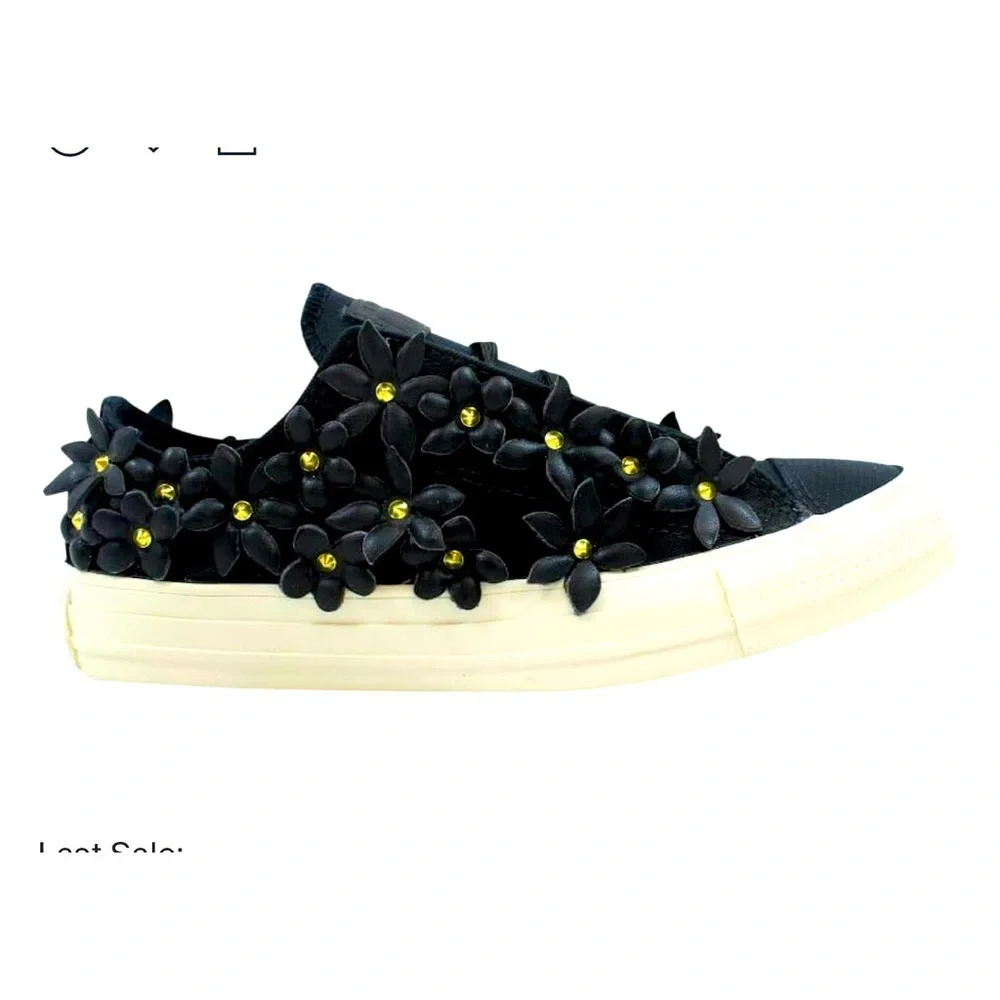 Converse Chuck Taylor All Star OX Black leather 3D Floral  size 7 #554863C